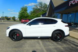 Used 2024 Alfa Romeo Stelvio Veloce image 2