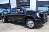 Used 2025 GMC Sierra 3500 Denali Ultimate image 2