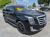 Used 2015 Cadillac Escalade Luxury image 4