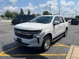 Used 2024 Chevrolet Suburban LT image 3