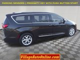 Used 2020 Chrysler Pacifica Limited image 5