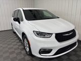 New 2026 Chrysler Pacifica Select image 2
