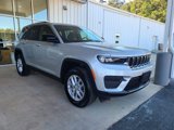 New 2025 Jeep Grand Cherokee Laredo X w/ Luxury Tech Group I image 2
