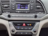 Used 2017 Hyundai Elantra SE image 4