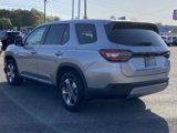 New 2025 Honda Pilot EX-L image 3