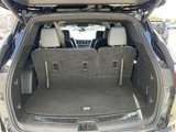 Used 2022 Buick Enclave Essence image 3