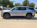 New 2026 Chevrolet Traverse High Country image 2