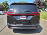 New 2025 Chrysler Pacifica Limited image 3