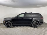 Used 2022 Jeep Grand Cherokee L Laredo image 3