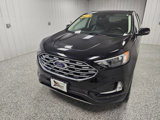 Used 2023 Ford Edge Titanium image 2