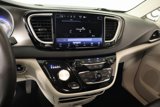 Used 2023 Chrysler Pacifica Touring-L image 5
