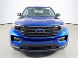 Certified 2022 Ford Explorer XLT image 3