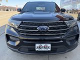 Used 2020 Ford Explorer XLT w/ Comfort Package image 4
