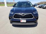 New 2025 Toyota Highlander Platinum image 2