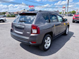 Used 2017 Jeep Compass Latitude image 6