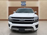 Used 2024 Ford Expedition Max XLT image 2