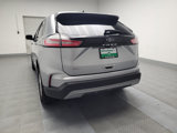 Used 2022 Ford Edge SEL image 6