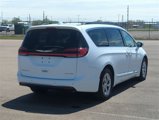 Certified 2022 Chrysler Pacifica Limited image 3