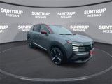 Used 2025 Nissan Kicks SR image 2