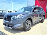 New 2025 Nissan Pathfinder SL w/ SL Premium Package image 3