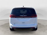 New 2026 Chrysler Pacifica Select image 4