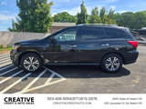 Used 2018 Nissan Pathfinder S image 2