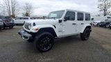 Used 2024 Jeep Wrangler Unlimited Sahara image 3