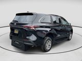 Used 2025 Toyota Sienna LE image 5