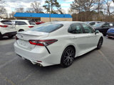 Used 2022 Toyota Camry SE image 3