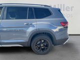 New 2025 Volkswagen Atlas Peak Edition SE image 4