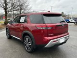 New 2025 Nissan Pathfinder Platinum w/ Black Appearance Package image 5