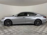 New 2025 Lexus ES 300h w/ Premium Package image 3