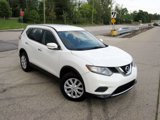 Used 2015 Nissan Rogue S image 2
