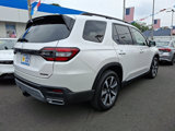 Certified 2025 Honda Pilot Touring image 4