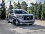 New 2025 Honda Pilot Touring image 2