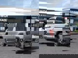 New 2025 GMC Sierra 1500 SLE image 3