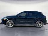 Certified 2022 Porsche Cayenne S image 2