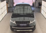 Used 2025 Land Rover Range Rover SE image 2