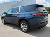 Used 2022 Chevrolet Traverse LS image 3
