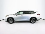 Used 2024 Toyota Highlander XLE image 4