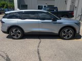 Used 2024 Lincoln Nautilus Premier w/ Equipment Group 102A image 5