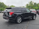 Certified 2022 Ford Explorer Limited w/ Equipment Group 301A image 3