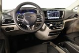 Used 2024 Chrysler Pacifica Touring-L w/ Uconnect Theater Family Group image 2