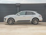 Certified 2025 Porsche Macan image 2