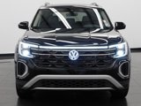 Used 2024 Volkswagen Atlas Peak Edition SEL image 3