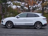 Certified 2023 Porsche Cayenne Platinum Edition image 2