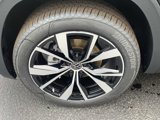 New 2025 Volkswagen Atlas SEL Premium R-Line image 5