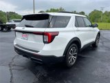 Used 2025 Ford Explorer ST-Line image 3