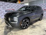 Used 2024 Mitsubishi Outlander SE image 2