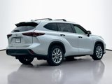 Certified 2024 Toyota Highlander LE image 2